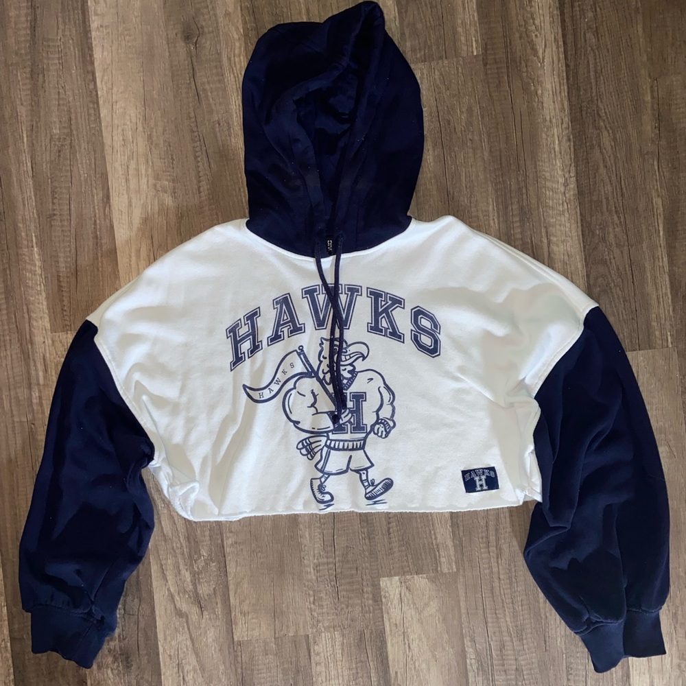 Cropped H&M hoodie